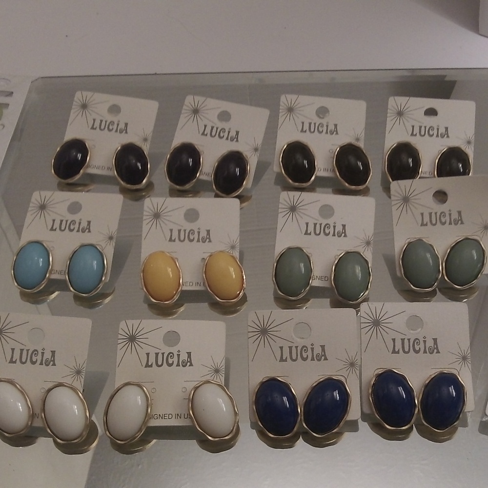 NWTS 12 PAIRS OF LUCIA EARRINGS & 3 BRACELETS B178